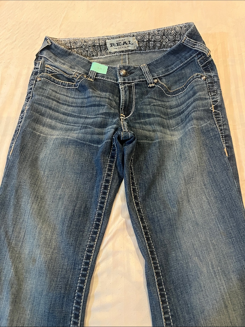 Ariat REAL DENIM Women's Medium Blue Bootcut Jeans